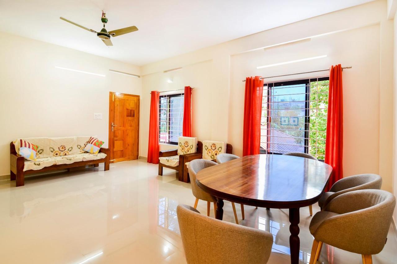 Oyo Home 81801 Akash Villa Trippapur Exterior photo