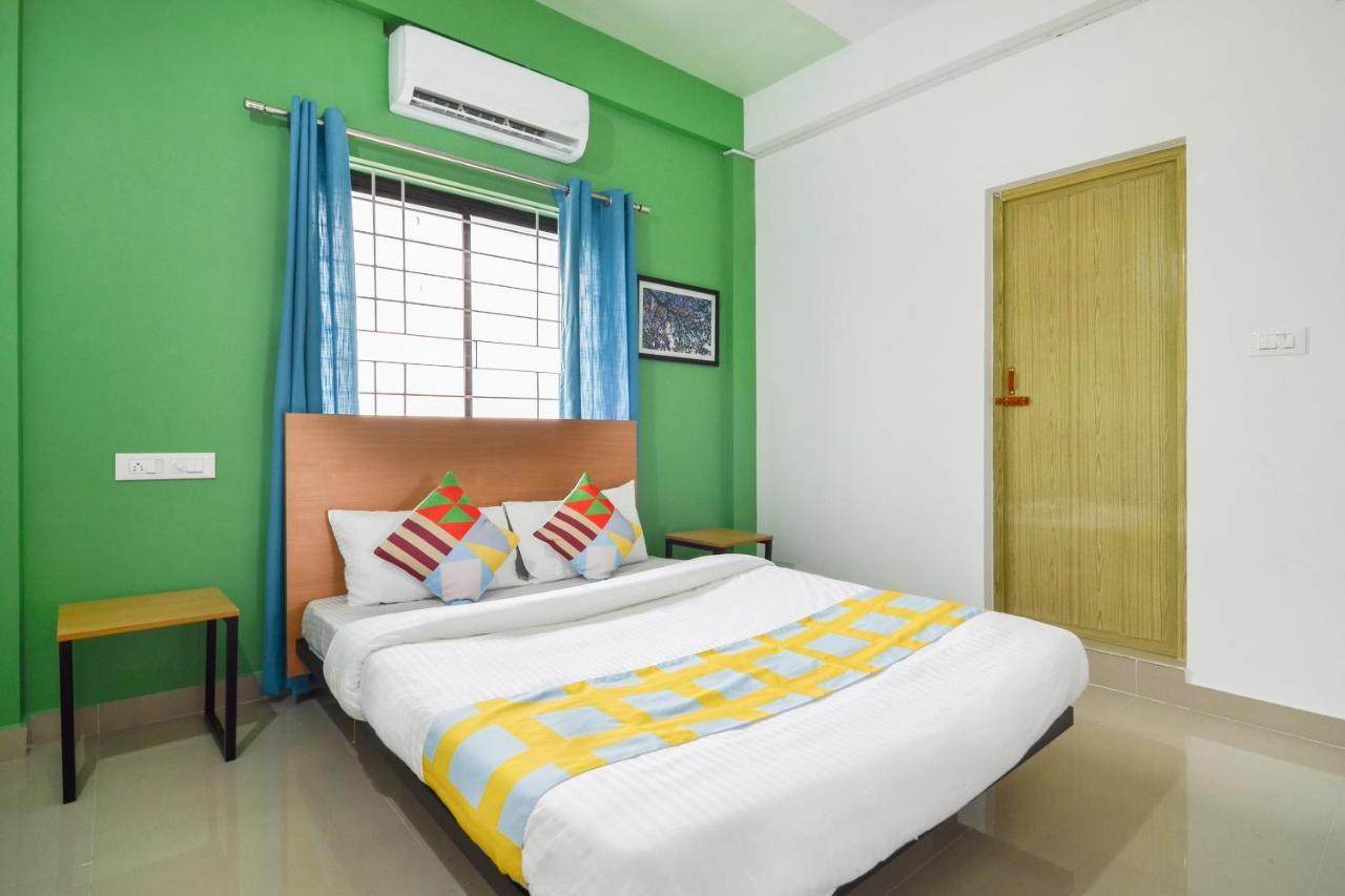 Oyo Home 81801 Akash Villa Trippapur Exterior photo