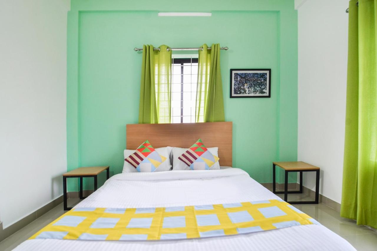 Oyo Home 81801 Akash Villa Trippapur Exterior photo