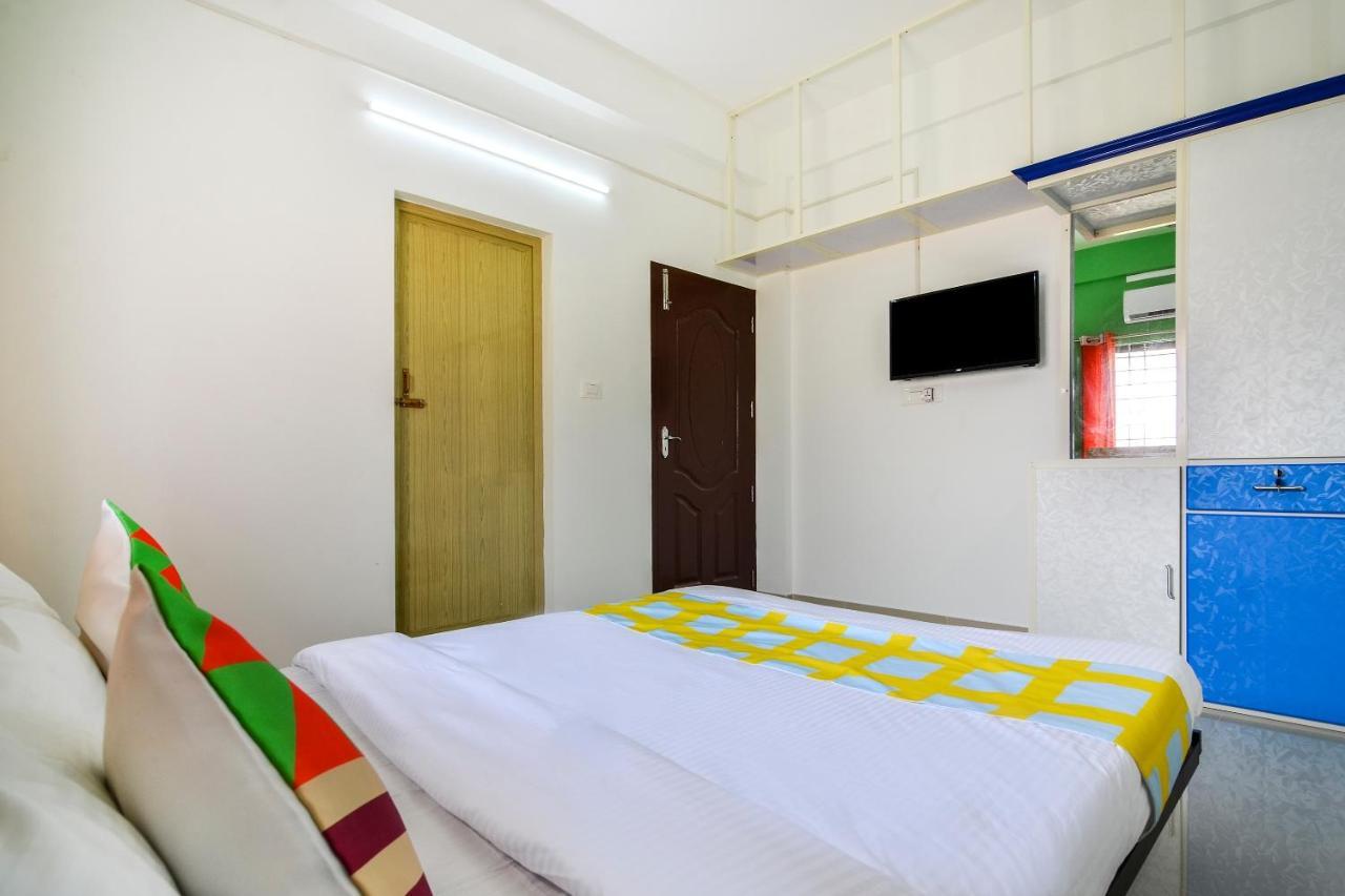 Oyo Home 81801 Akash Villa Trippapur Exterior photo