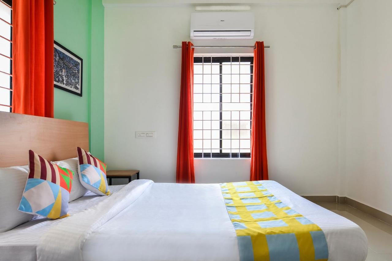 Oyo Home 81801 Akash Villa Trippapur Exterior photo